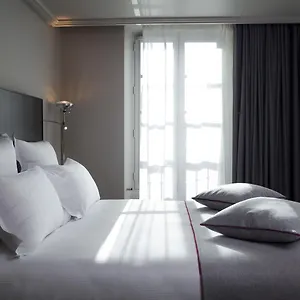 **** Hotel Saint Dominique Francia